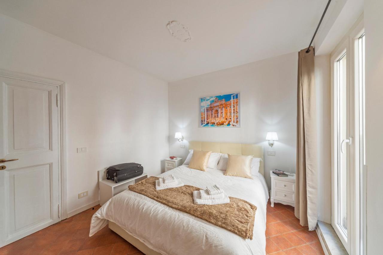 Apartament Trevi Domus Avignonesi Rzym Zewnętrze zdjęcie